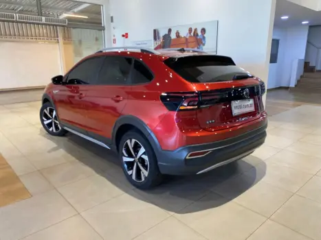 VOLKSWAGEN Nivus 1.0 4P FLEX 200 TSI HIGHLINE TURBO AUTOMÁTICO, Foto 11 VOLKSWAGEN Nivus 1.0 4P FLEX 200 TSI HIGHLINE TURBO AUTOMÁTICO, Foto 11