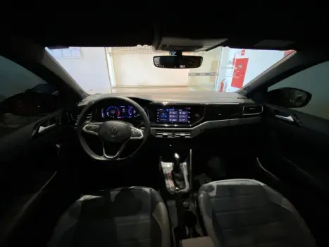 VOLKSWAGEN Nivus 1.0 4P FLEX 200 TSI HIGHLINE TURBO AUTOMÁTICO, Foto 5 VOLKSWAGEN Nivus 1.0 4P FLEX 200 TSI HIGHLINE TURBO AUTOMÁTICO, Foto 5