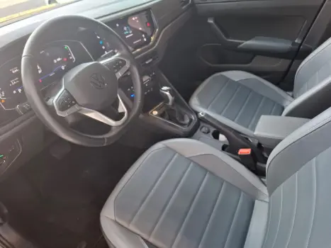 VOLKSWAGEN Nivus 1.0 4P FLEX 200 TSI HIGHLINE TURBO AUTOMÁTICO, Foto 4 VOLKSWAGEN Nivus 1.0 4P FLEX 200 TSI HIGHLINE TURBO AUTOMÁTICO, Foto 4