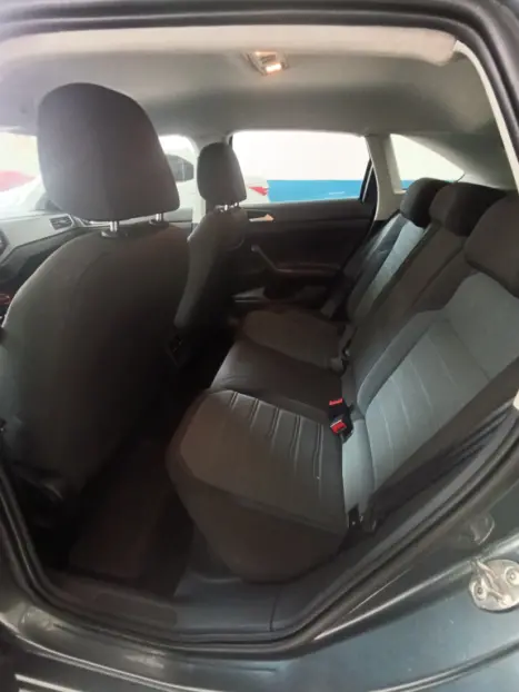 VOLKSWAGEN Nivus 1.0 4P FLEX 200 TSI COMFORTLINE TURBO AUTOMTICO, Foto 7