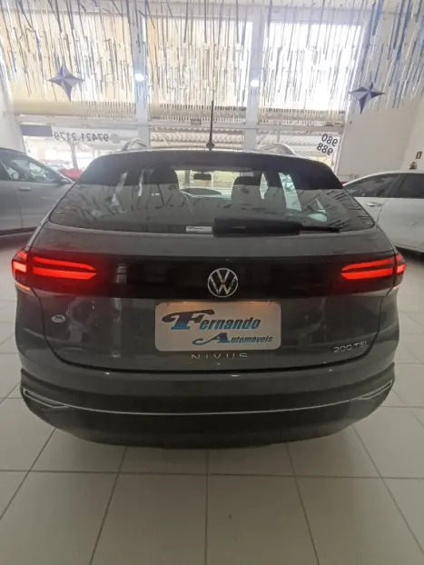 VOLKSWAGEN Nivus 1.0 4P FLEX 200 TSI COMFORTLINE TURBO AUTOMTICO, Foto 14