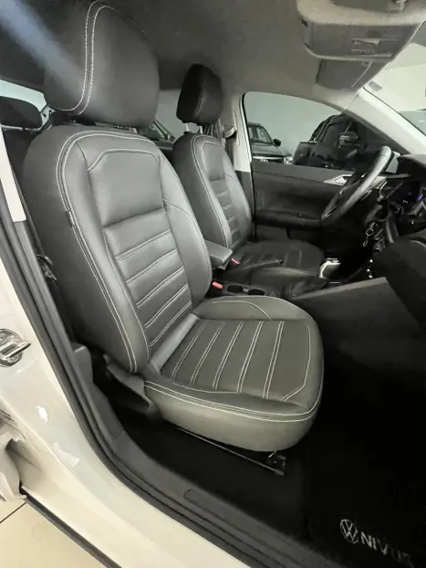 VOLKSWAGEN Nivus 1.0 4P FLEX 200 TSI COMFORTLINE TURBO AUTOMTICO, Foto 10