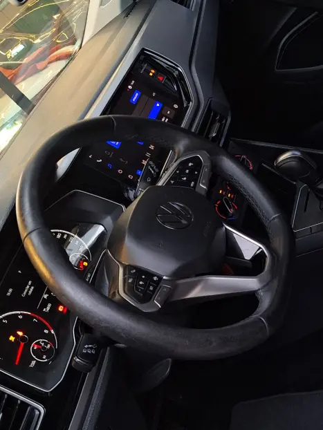 VOLKSWAGEN Nivus 1.0 4P FLEX 200 TSI COMFORTLINE TURBO AUTOMTICO, Foto 13