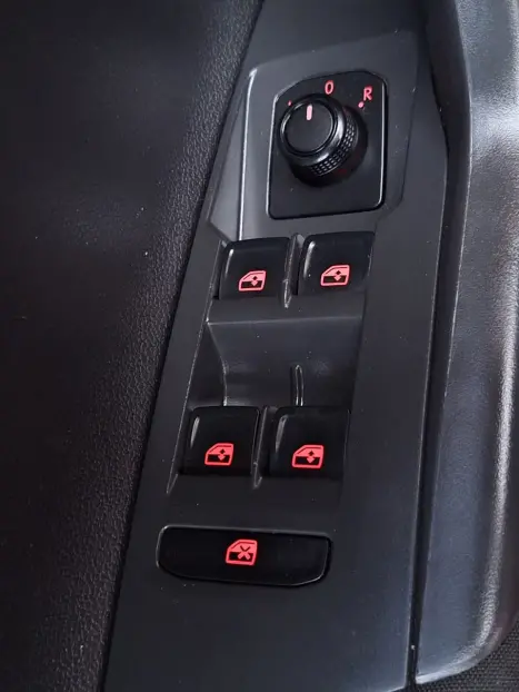 VOLKSWAGEN Nivus 1.0 4P FLEX 200 TSI COMFORTLINE TURBO AUTOMTICO, Foto 15