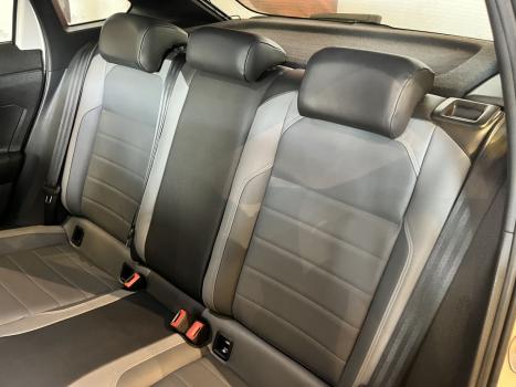 VOLKSWAGEN Nivus 1.0 4P FLEX 200 TSI HIGHLINE TURBO AUTOMTICO, Foto 4