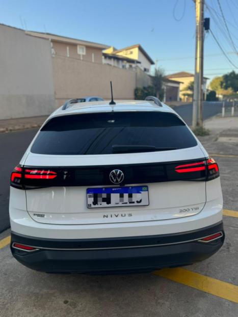 VOLKSWAGEN Nivus 1.0 4P FLEX 200 TSI COMFORTLINE TURBO AUTOMTICO, Foto 6