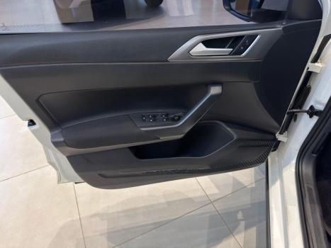 VOLKSWAGEN Nivus 1.0 4P FLEX 200 TSI COMFORTLINE TURBO AUTOMTICO, Foto 7