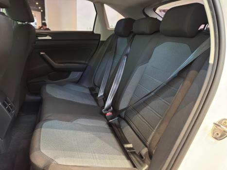 VOLKSWAGEN Nivus 1.0 4P FLEX 200 TSI COMFORTLINE TURBO AUTOMTICO, Foto 6