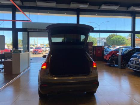 VOLKSWAGEN Nivus 1.0 4P FLEX 200 TSI HIGHLINE TURBO AUTOMTICO, Foto 12
