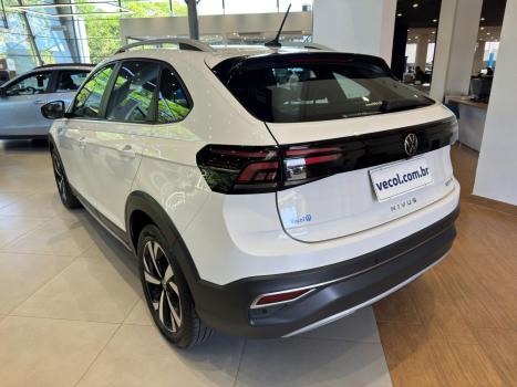 VOLKSWAGEN Nivus 1.0 4P FLEX 200 TSI HIGHLINE TURBO AUTOMTICO, Foto 11