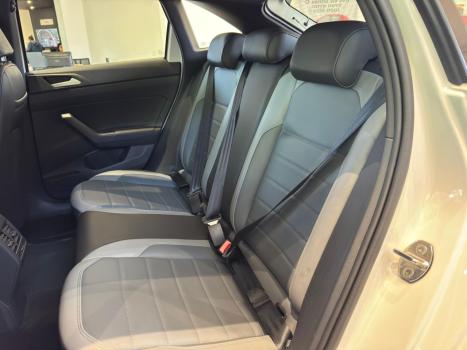 VOLKSWAGEN Nivus 1.0 4P FLEX 200 TSI HIGHLINE TURBO AUTOMTICO, Foto 6