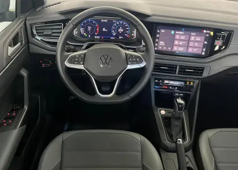 VOLKSWAGEN Nivus 1.0 4P FLEX 200 TSI HIGHLINE TURBO AUTOMÁTICO, Foto 14 VOLKSWAGEN Nivus 1.0 4P FLEX 200 TSI HIGHLINE TURBO AUTOMÁTICO, Foto 14