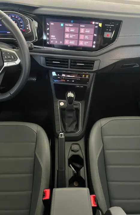 VOLKSWAGEN Nivus 1.0 4P FLEX 200 TSI HIGHLINE TURBO AUTOMÁTICO, Foto 15 VOLKSWAGEN Nivus 1.0 4P FLEX 200 TSI HIGHLINE TURBO AUTOMÁTICO, Foto 15