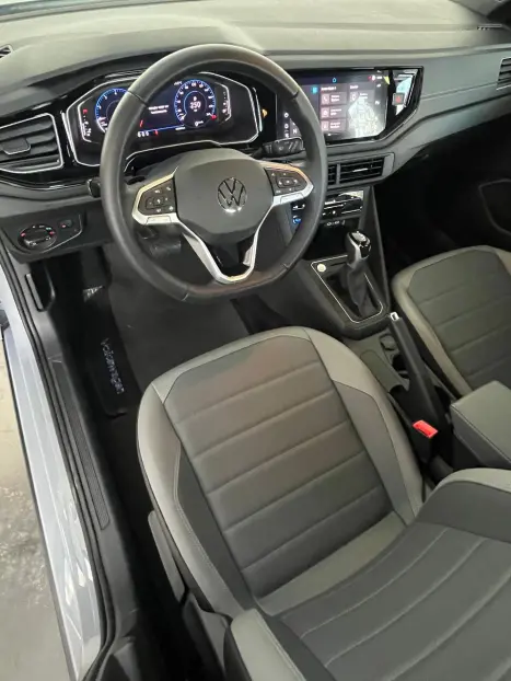 VOLKSWAGEN Nivus 1.0 4P FLEX 200 TSI HIGHLINE TURBO AUTOMÁTICO, Foto 17 VOLKSWAGEN Nivus 1.0 4P FLEX 200 TSI HIGHLINE TURBO AUTOMÁTICO, Foto 17