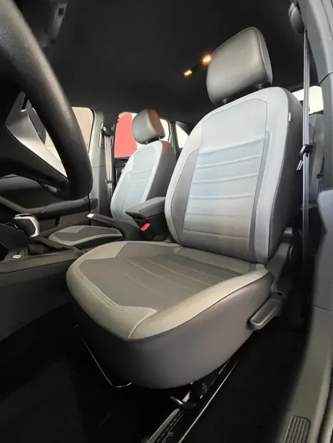 VOLKSWAGEN Nivus 1.0 4P FLEX 200 TSI HIGHLINE TURBO AUTOMÁTICO, Foto 18 VOLKSWAGEN Nivus 1.0 4P FLEX 200 TSI HIGHLINE TURBO AUTOMÁTICO, Foto 18