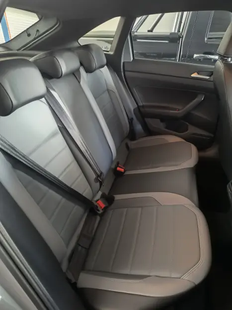 VOLKSWAGEN Nivus 1.0 4P FLEX 200 TSI HIGHLINE TURBO AUTOMTICO, Foto 7