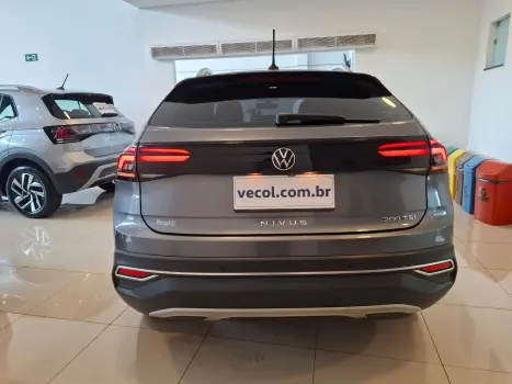 VOLKSWAGEN Nivus 1.0 4P FLEX 200 TSI HIGHLINE TURBO AUTOMTICO, Foto 10