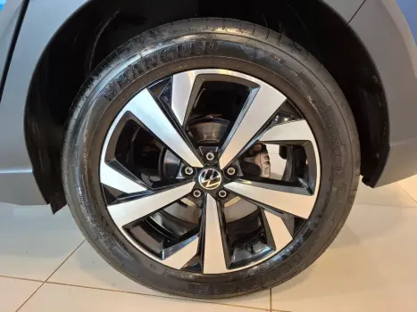 VOLKSWAGEN Nivus 1.0 4P FLEX 200 TSI HIGHLINE TURBO AUTOMTICO, Foto 8