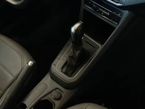 VOLKSWAGEN Nivus 1.0 4P FLEX 200 TSI HIGHLINE TURBO AUTOMTICO, Foto 6