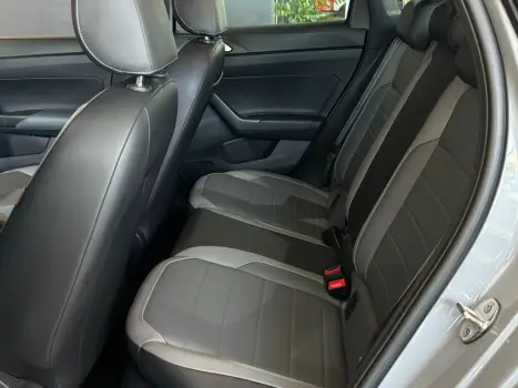 VOLKSWAGEN Nivus 1.0 4P FLEX 200 TSI HIGHLINE TURBO AUTOMTICO, Foto 8