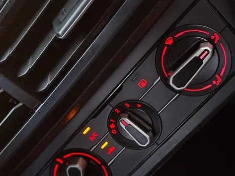 VOLKSWAGEN Nivus 1.0 4P FLEX 200 TSI COMFORTLINE TURBO AUTOMTICO, Foto 19