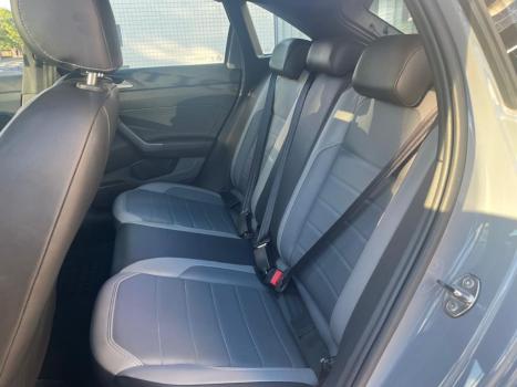 VOLKSWAGEN Nivus 1.0 4P FLEX 200 TSI HIGHLINE TURBO AUTOMTICO, Foto 16