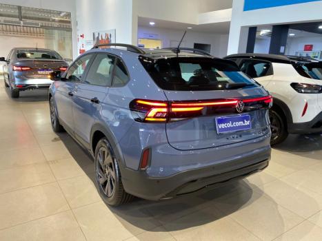 VOLKSWAGEN Nivus 1.0 4P FLEX 200 TSI HIGHLINE TURBO AUTOM�TICO, Foto 11