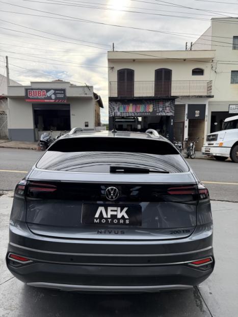 VOLKSWAGEN Nivus 1.0 4P FLEX 200 TSI HIGHLINE TURBO AUTOM�TICO, Foto 4