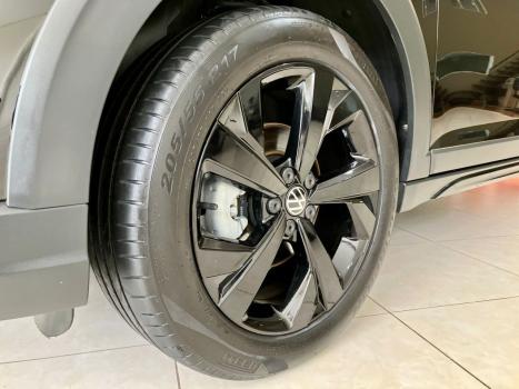 VOLKSWAGEN Nivus 1.0 4P FLEX 200 TSI HIGHLINE TURBO AUTOM�TICO, Foto 22