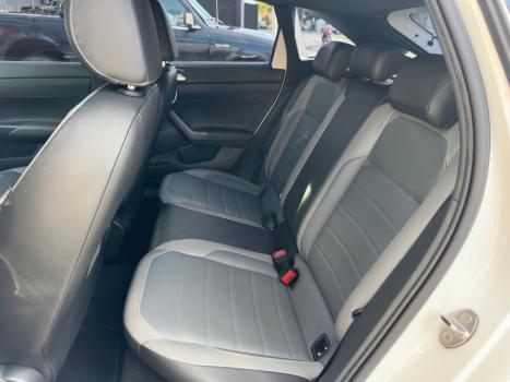 VOLKSWAGEN Nivus 1.0 4P FLEX 200 TSI HIGHLINE TURBO AUTOM�TICO, Foto 13