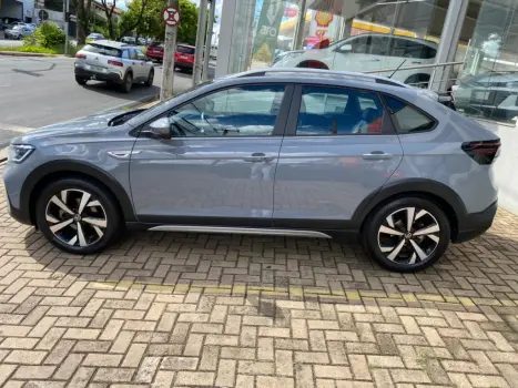 VOLKSWAGEN Nivus 1.0 4P FLEX 200 TSI HIGHLINE TURBO AUTOM�TICO, Foto 7