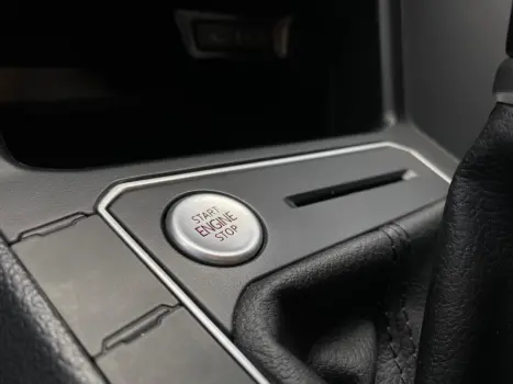 VOLKSWAGEN Nivus 1.0 4P FLEX 200 TSI HIGHLINE TURBO AUTOM�TICO, Foto 14