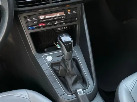 VOLKSWAGEN Nivus 1.0 4P FLEX 200 TSI HIGHLINE TURBO AUTOM�TICO, Foto 11