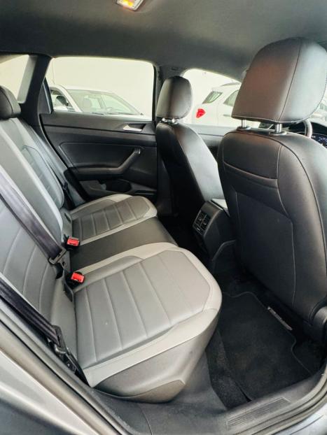 VOLKSWAGEN Nivus 1.0 4P FLEX 200 TSI HIGHLINE TURBO AUTOM�TICO, Foto 11