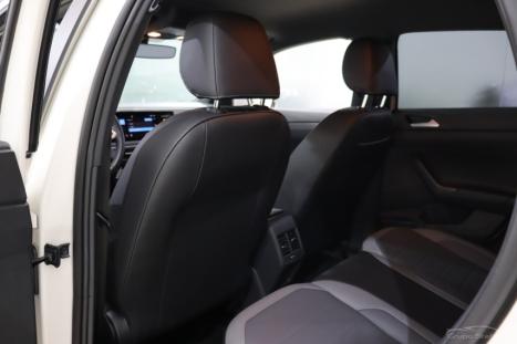 VOLKSWAGEN Nivus 1.0 4P FLEX 200 TSI HIGHLINE TURBO AUTOM�TICO, Foto 9