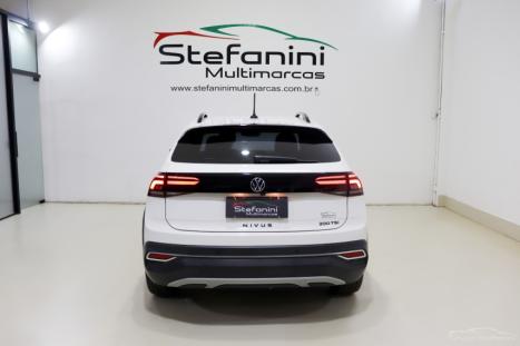 VOLKSWAGEN Nivus 1.0 4P FLEX 200 TSI HIGHLINE TURBO AUTOM�TICO, Foto 12