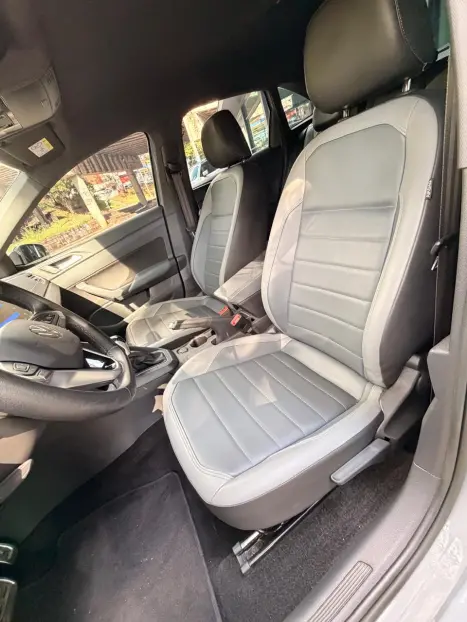 VOLKSWAGEN Nivus 1.0 4P FLEX 200 TSI HIGHLINE TURBO AUTOM�TICO, Foto 10