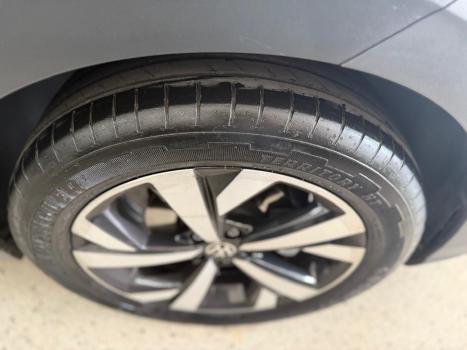 VOLKSWAGEN Nivus 1.0 4P FLEX 200 TSI HIGHLINE TURBO AUTOM�TICO, Foto 5