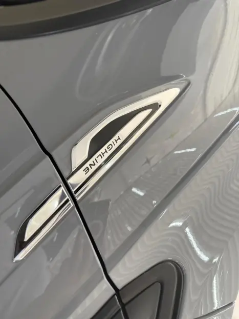 VOLKSWAGEN Nivus 1.0 4P FLEX 200 TSI HIGHLINE TURBO AUTOM�TICO, Foto 14