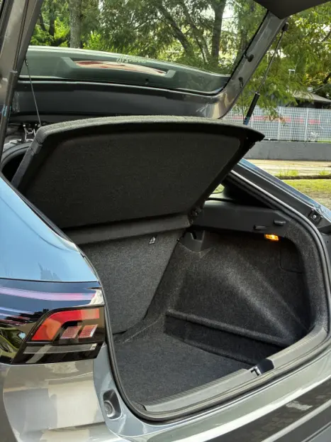 VOLKSWAGEN Nivus 1.0 4P FLEX 200 TSI HIGHLINE TURBO AUTOM�TICO, Foto 5