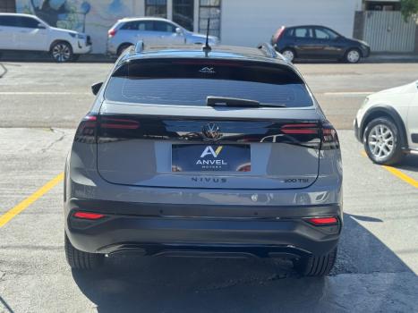 VOLKSWAGEN Nivus 1.0 4P FLEX 200 TSI HIGHLINE TURBO AUTOM�TICO, Foto 4
