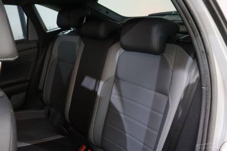VOLKSWAGEN Nivus 1.0 4P FLEX 200 TSI HIGHLINE TURBO AUTOM�TICO, Foto 8