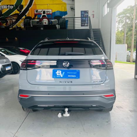 VOLKSWAGEN Nivus 1.0 4P FLEX 200 TSI HIGHLINE TURBO AUTOM�TICO, Foto 5