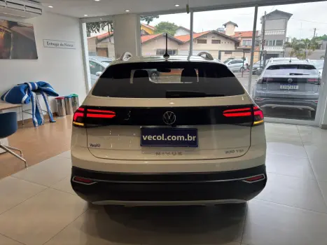 VOLKSWAGEN Nivus 1.0 4P FLEX 200 TSI HIGHLINE TURBO AUTOM�TICO, Foto 10
