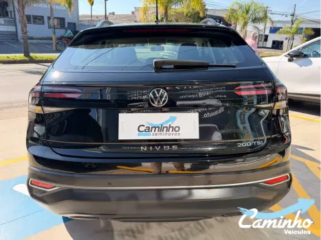 VOLKSWAGEN Nivus 1.0 4P FLEX 200 TSI COMFORTLINE TURBO AUTOM�TICO, Foto 6
