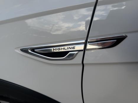 VOLKSWAGEN Nivus 1.0 4P FLEX 200 TSI HIGHLINE TURBO AUTOM�TICO, Foto 20