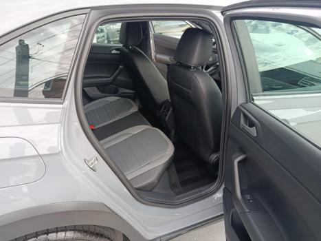 VOLKSWAGEN Nivus 1.0 4P FLEX 200 TSI HIGHLINE TURBO AUTOM�TICO, Foto 4