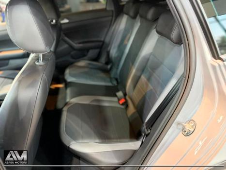 VOLKSWAGEN Nivus 1.0 4P FLEX 200 TSI HIGHLINE TURBO AUTOM�TICO, Foto 8