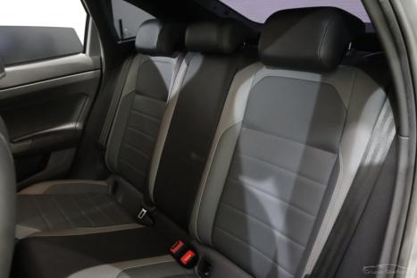 VOLKSWAGEN Nivus 1.0 4P FLEX 200 TSI HIGHLINE TURBO AUTOM�TICO, Foto 8
