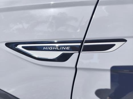 VOLKSWAGEN Nivus 1.0 4P FLEX 200 TSI HIGHLINE TURBO AUTOM�TICO, Foto 12
